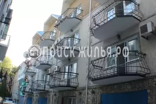 «У пляжа», Феодосия