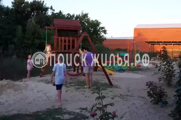 «Киевская 14», Кучугуры