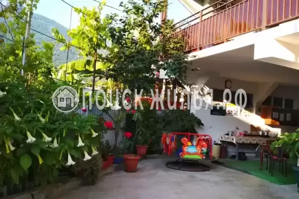 Гостевой дом «Валерий», Гагра