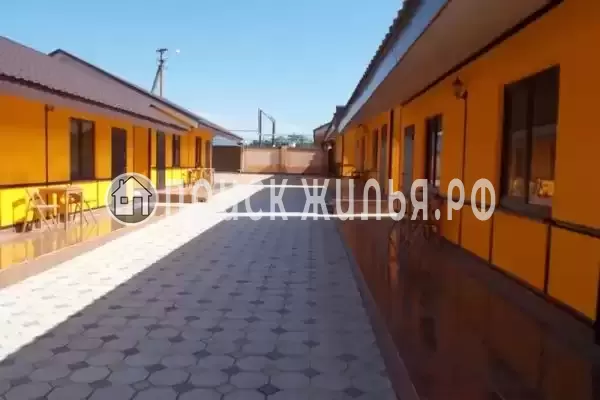 Гостевой дом «Апельсин», Краснодарский край, Тамань, Таманской армии, д.10А Гостевой дом «Апельсин», Краснодарский край, Тамань, Таманской армии, д.10А