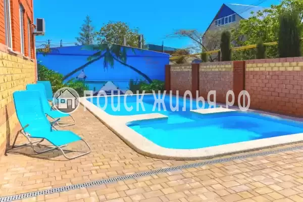 Гостевой дом "Lavrio", Кучугуры, ул. Светлая, д. 4А