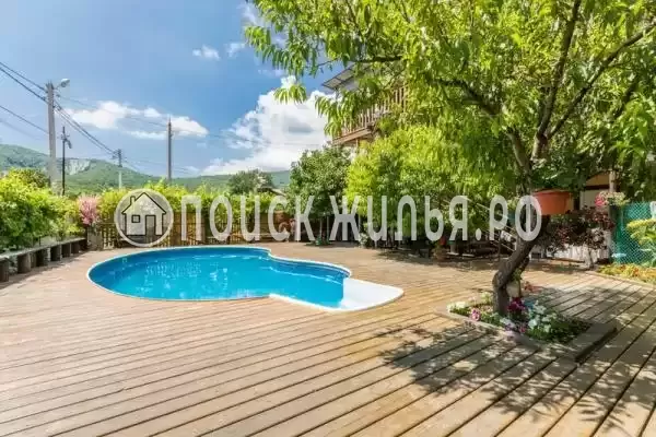 «Персиковый сад», Береговое