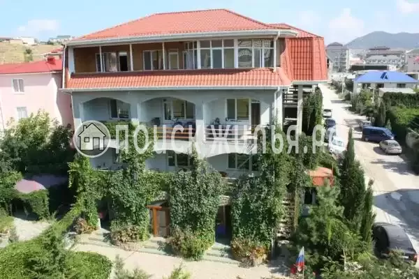 Гостевой дом "Бунгало у Романа", Судак, ул. Сурожская, д. 96