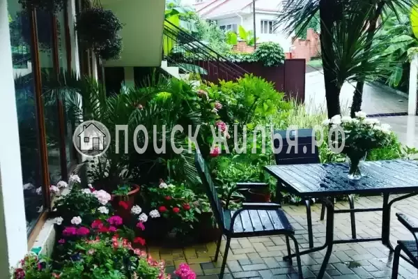 «У Евы», Вардане