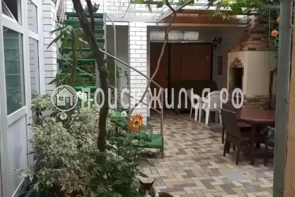 Частный сектор «Уютный дворик на Толстого», Геленджик