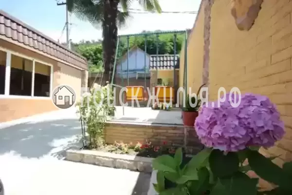 «Солнечный», Лоо