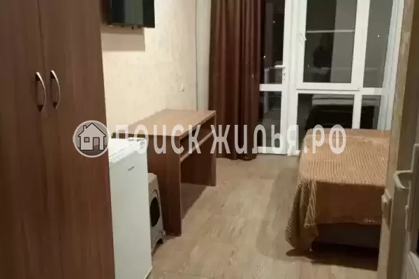 «У моря», Вардане