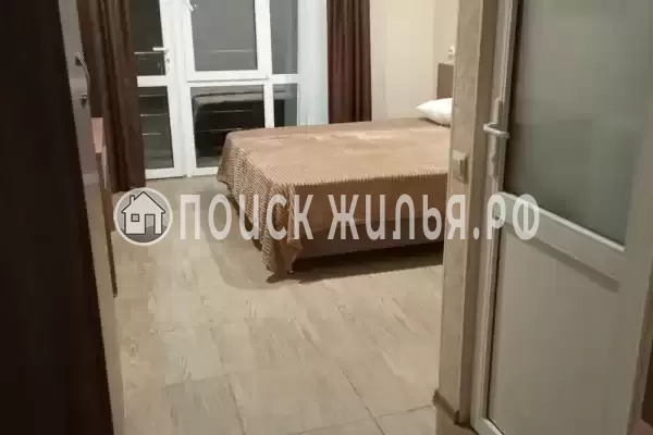 «У моря», Вардане