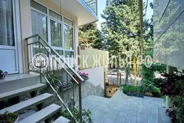 «Царский двор», Лазаревское