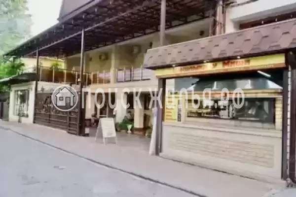 «Райский уголок», Лоо