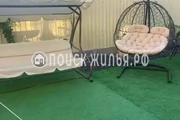 «Ani», Солоники