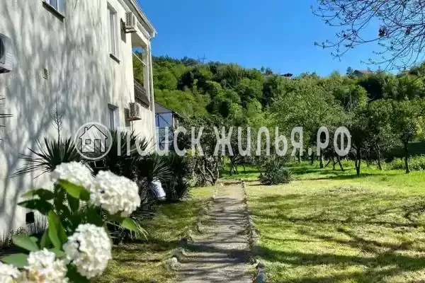 Гостиница «Сад у моря», Тхубын Гостиница «Сад у моря», Тхубын