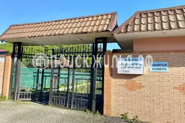 Гостиница «Сад у моря», Тхубын Гостиница «Сад у моря», Тхубын