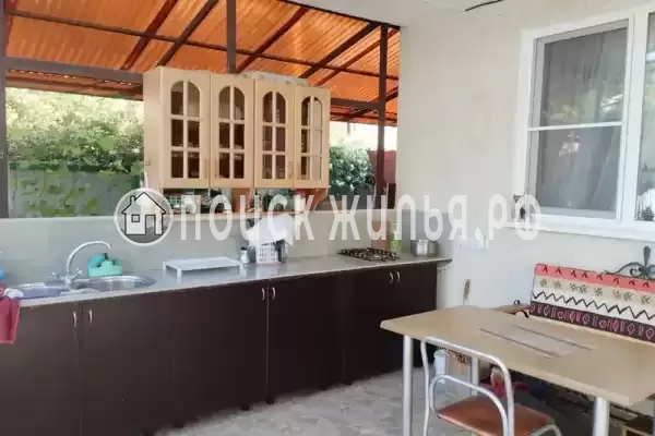 «У Елены», Лоо «У Елены», Лоо