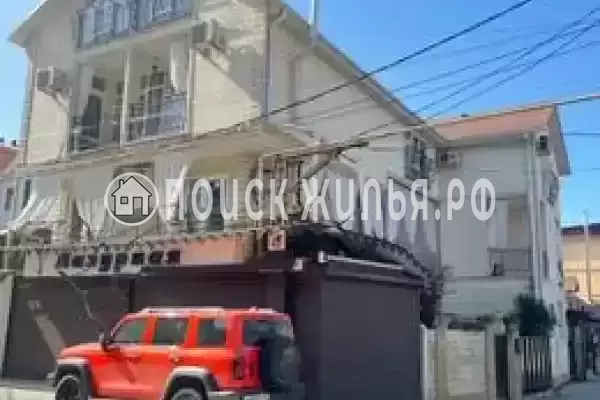 «Лазурный», Адлер