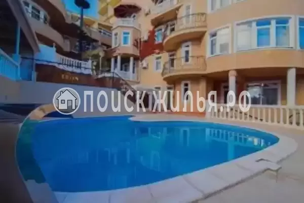 «Вилла Верона», Утёс