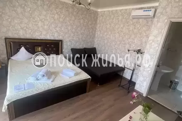 Отель «Леона», Гудаута