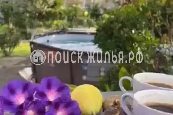 Отель «Леона», Гудаута