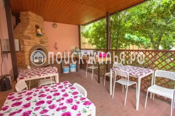 Белинского, д.1, Геленджик