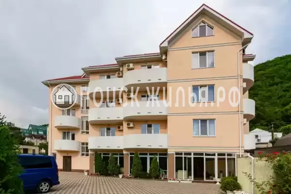 «Адмирал», Небуг «Адмирал», Небуг