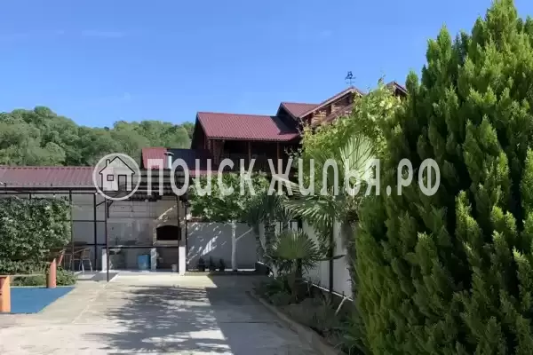 «У Любаши», Лоо