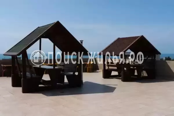 «Дольче вита», Небуг