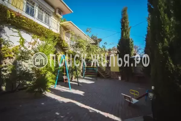 «Кипарис», Семидворье