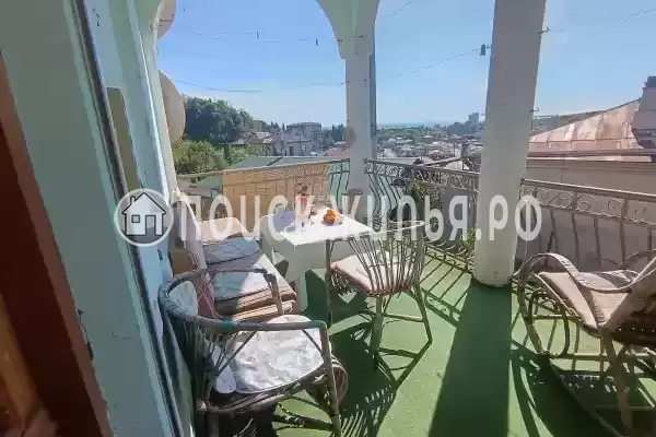 Гостевой дом «Белый Волк », Республика Абхазия, Сухум, Братьев Зантария , д.15