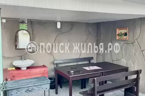 «У Константина», Вардане «У Константина», Вардане