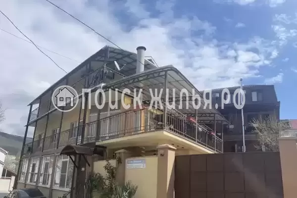 «Голден Хорс»