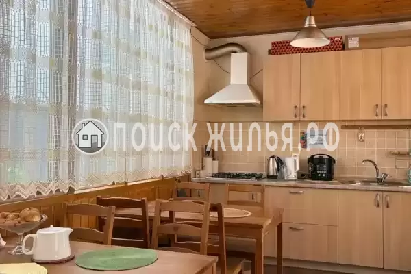 «4 сезона», Геленджик