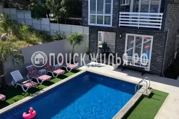 «Конфетти», Новомихайловский