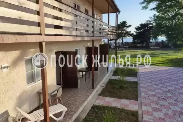 Гостевой дом «Белый дельфин», Сухум