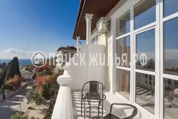 Апартаменты «Студия напротив санатория Боброва», Республика Крым, Алупка, Ленина, д.66А Апартаменты «Студия напротив санатория Боброва», Республика Крым, Алупка, Ленина, д.66А