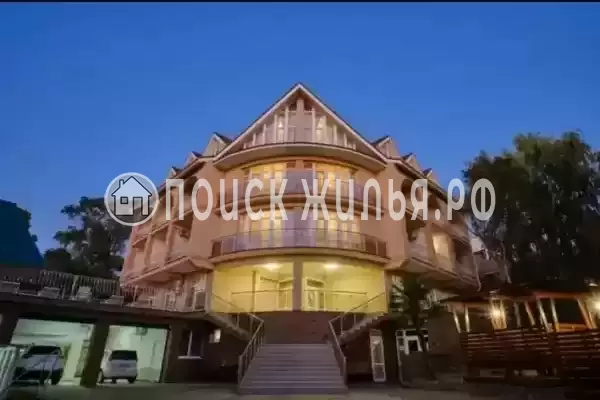 «Горная Венеция», Лоо