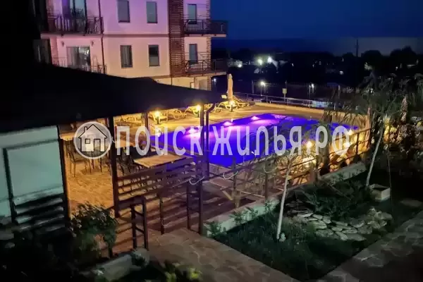 Отель «Буджак», Криница