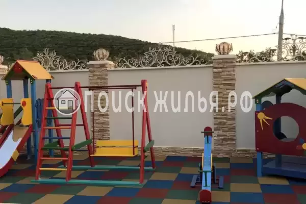 Отель «Сильвия», Сукко