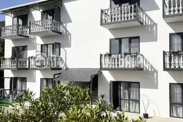 Гостевой дом «Амальфи», Республика Абхазия, Псырцха, Сухумское шоссе, д.162