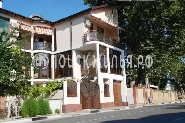 Гостиница "Первомайская 33", Геленджик, ул. , д. улПервомайская33