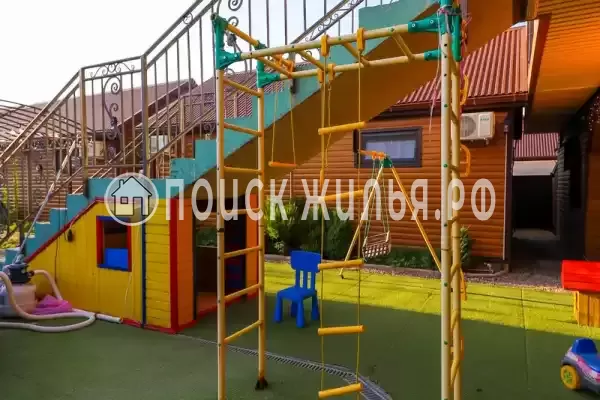 «Ясный», Кучугуры