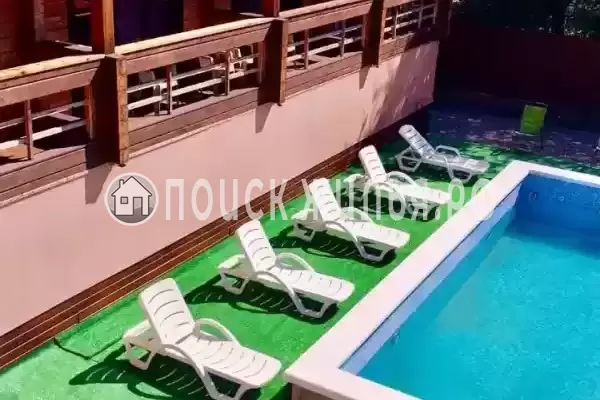 «Mark Inn», Солоники