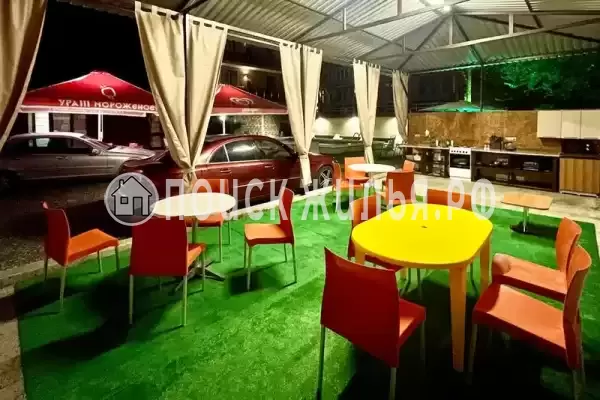 «Mark Inn», Солоники