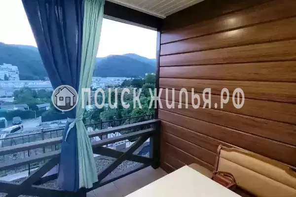 Дом под ключ «На набережной», Небуг