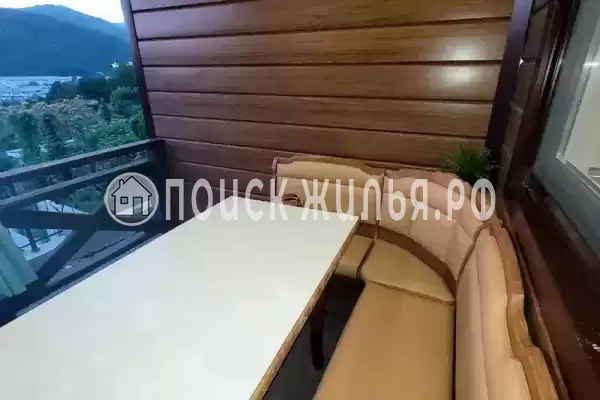 Дом под ключ «На набережной», Небуг