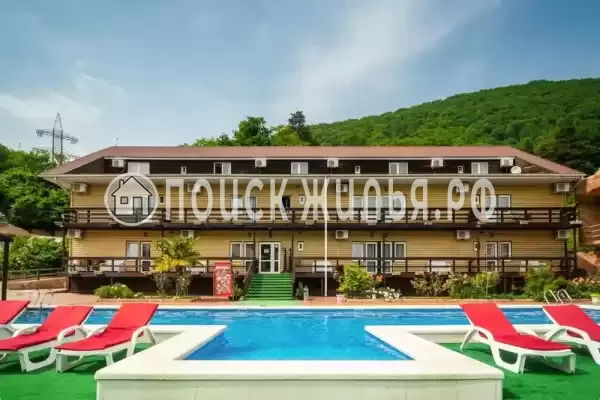 Отель «Роз Мари», Солоники