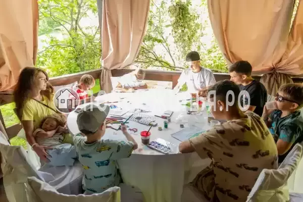 Отель «Роз Мари», Солоники