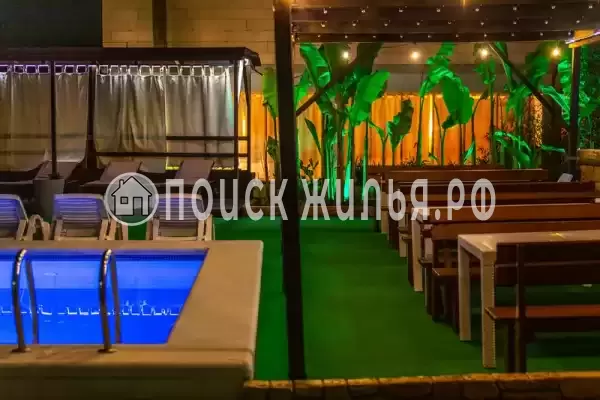 Отель «Роз Мари», Солоники