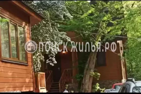 Частный сектор «Домик под клëнами», Бетта