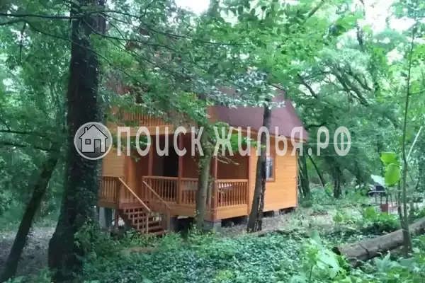 Частный сектор «Домик под клëнами», Бетта