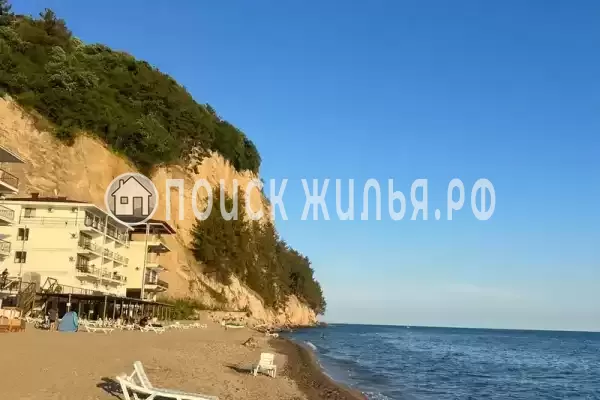 Частный сектор, ул.Монашеское ущелье, д.13, Республика Абхазия, Амжикухуа, Монашеское ущелье, д.13